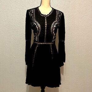 Hotel Particulier women’s mini lace long sleeve dress size M Made in Italy